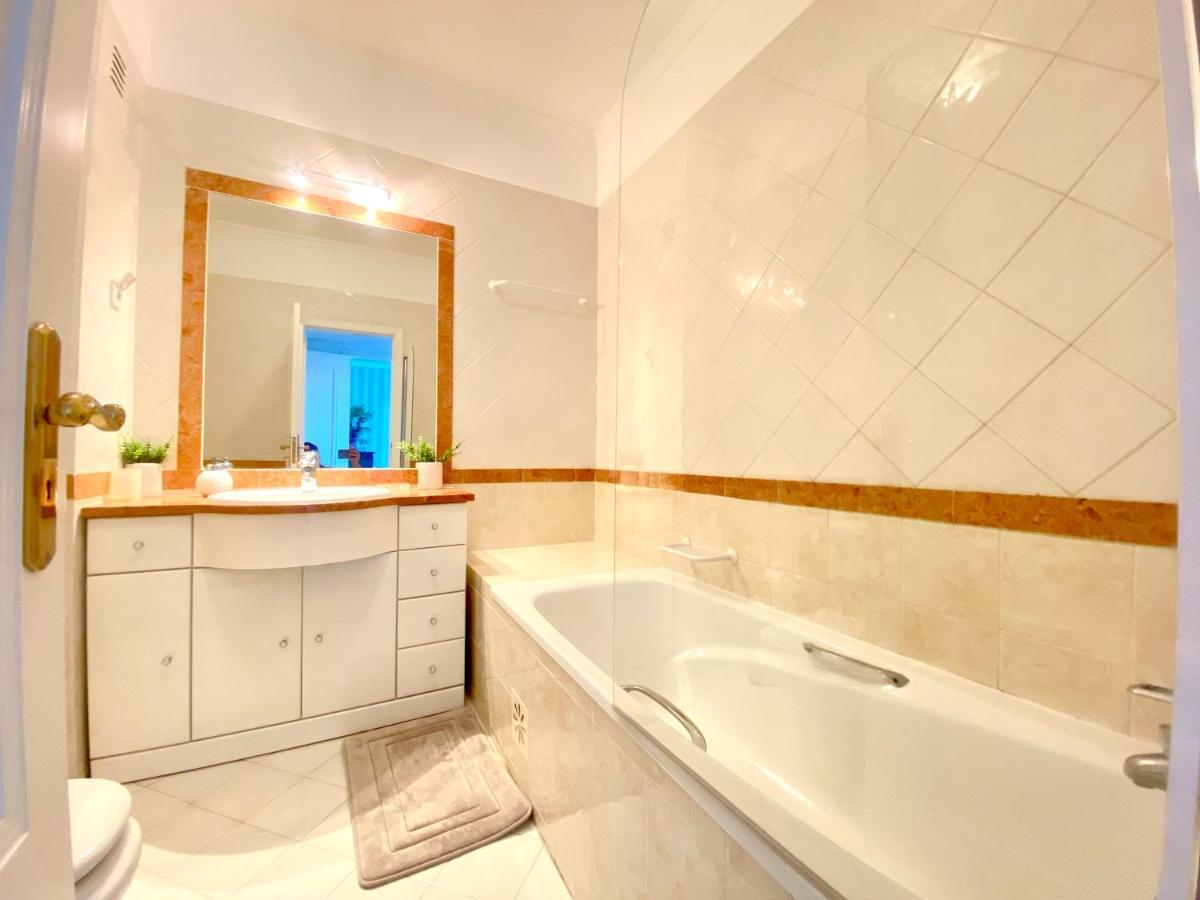 Vilamoura Central 2 Bedroom Flat Ngoại thất bức ảnh